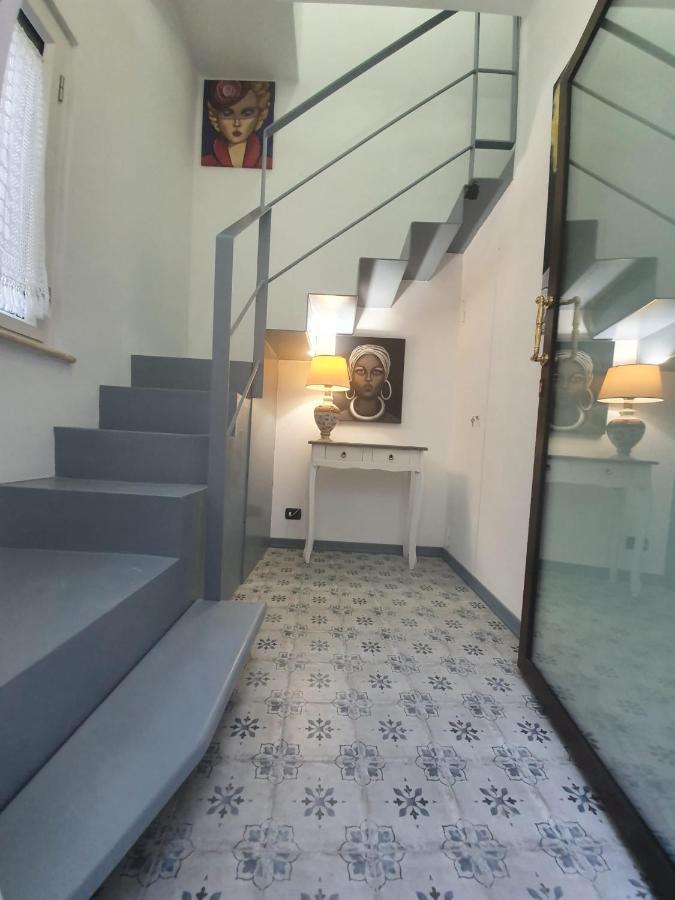 אגריג'נטו Il Museo Di Teresa Piazza Del Teatro Centrale מראה חיצוני תמונה